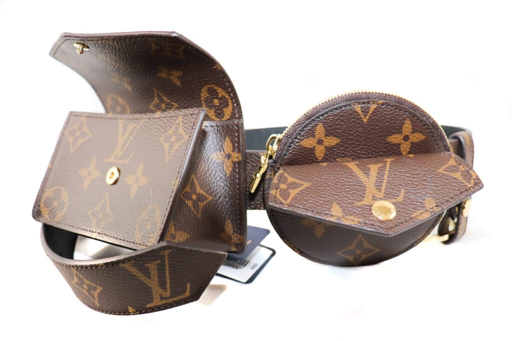100% AUTHENTIC LOUIS VUITTON DAILY MULTI POCKET BELT SIZE 28, YEAR